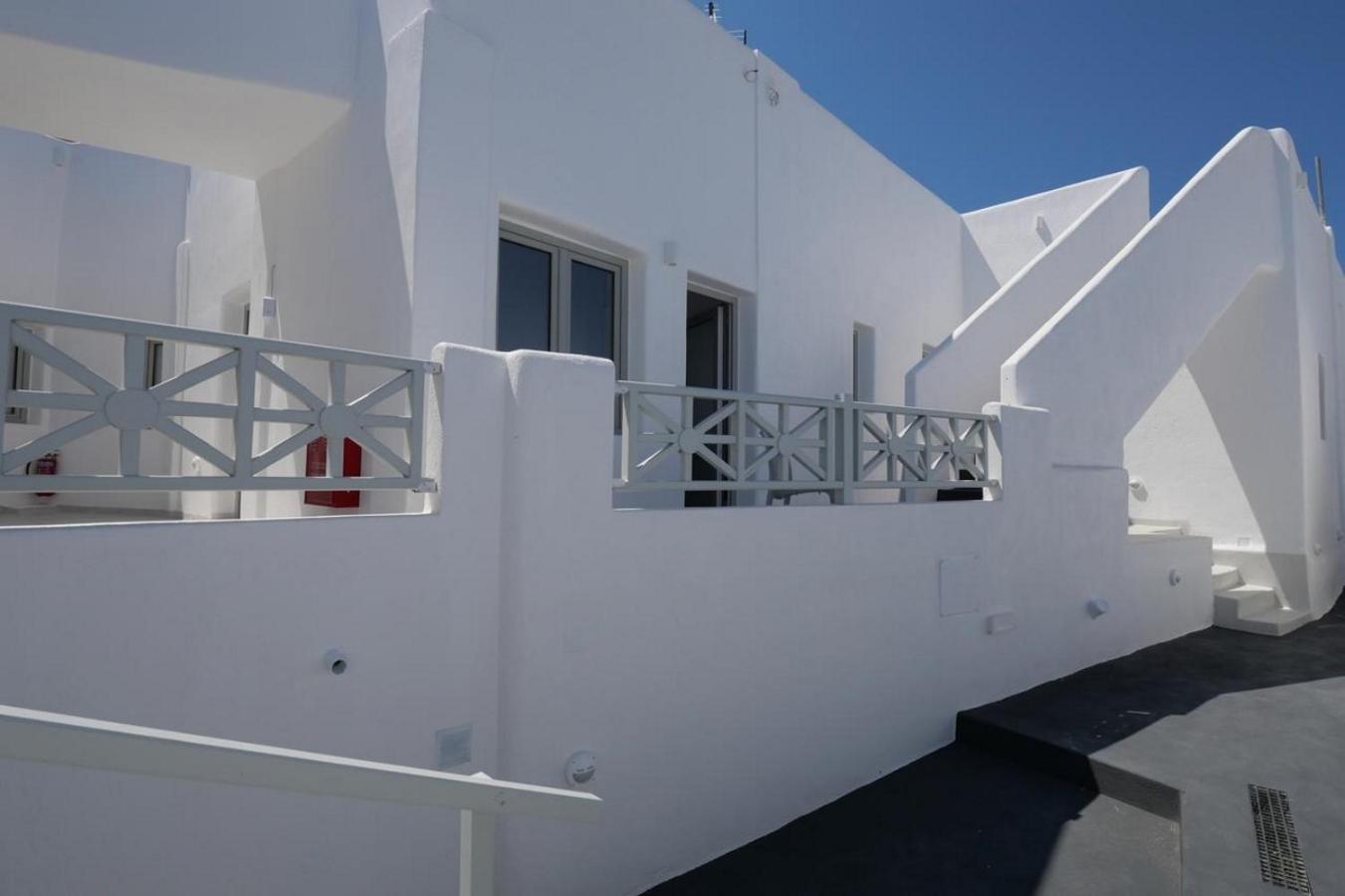 Fira Center Freedom Rooms Fira (Santorini) Exterior foto